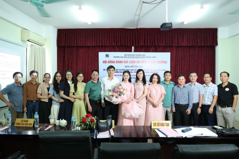 ảnh cả trường.jpg