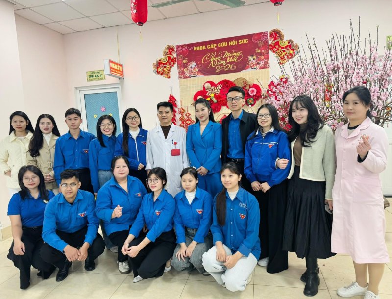 ảnh b&igrave;a bệnh nh&acirc;n.jpg