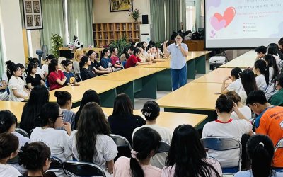CHUYÊN ĐỀ “TÌNH YÊU THỜI GEN Z – YÊU THÔNG MINH, SỐNG TRÁCH NHIỆM, AN TOÀN” 